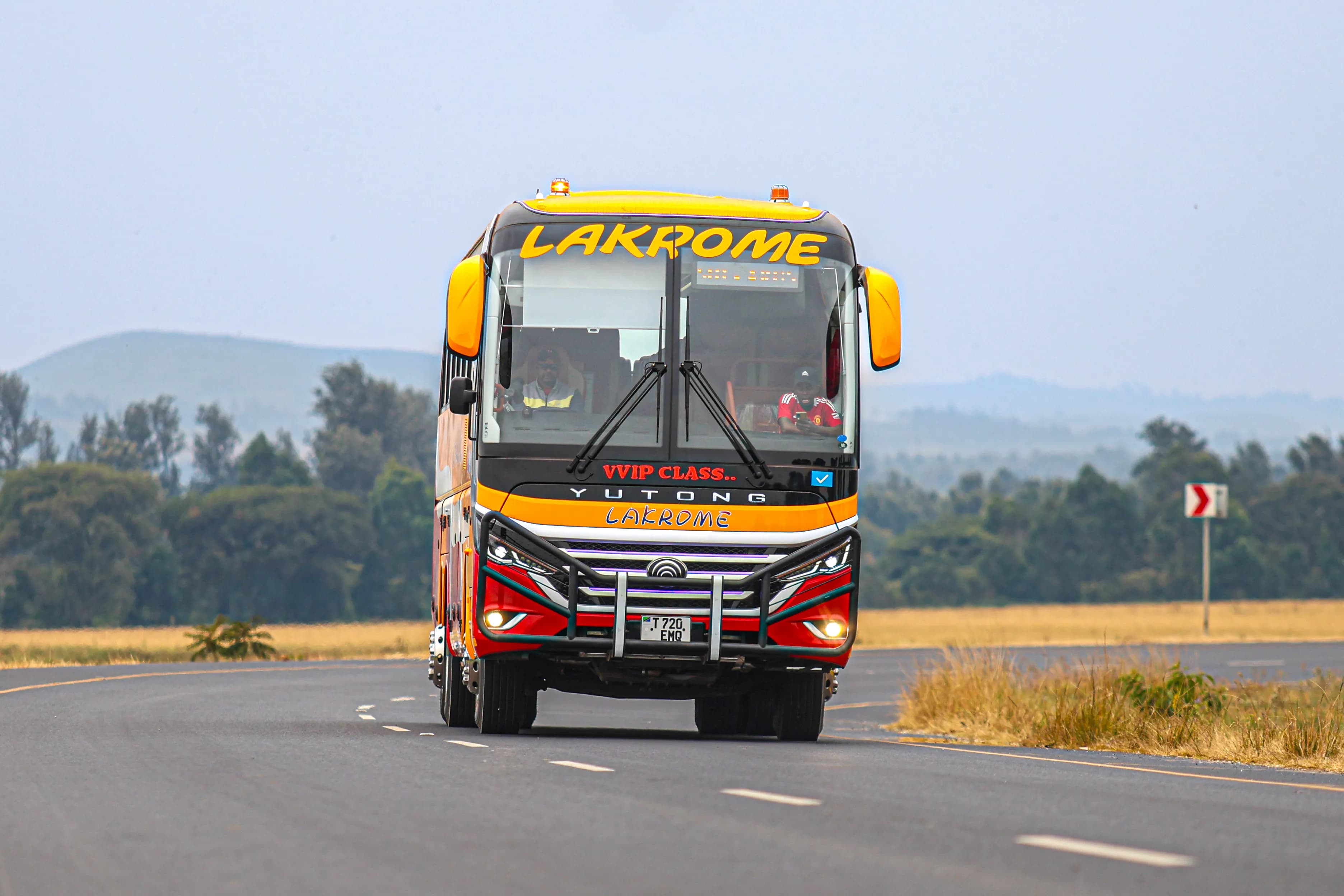 Lakrome coach styling